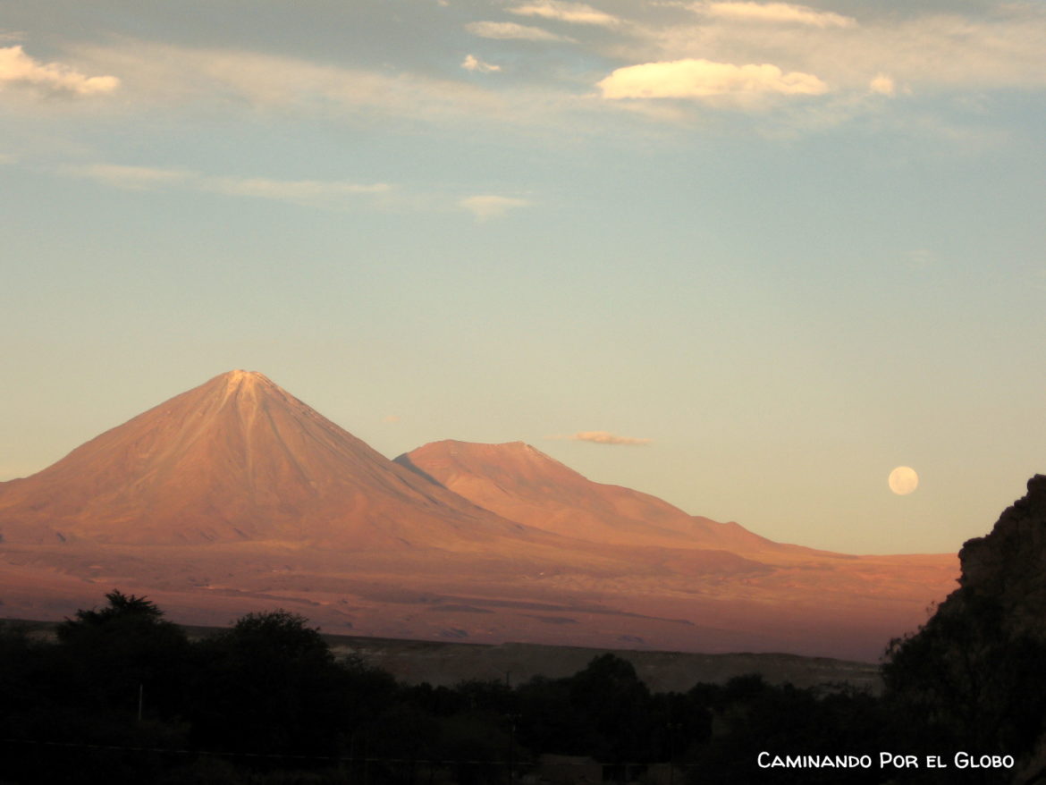 San Pedro: Trabajo, Amigos y El Volcan LICANCABUR