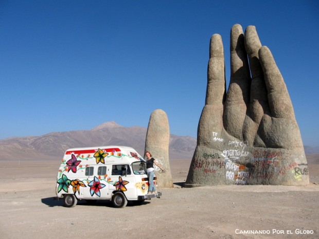 Mano del desierto y Kombi