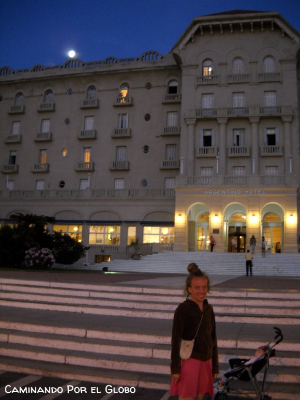 El Hotel Argentino, la luna y yo