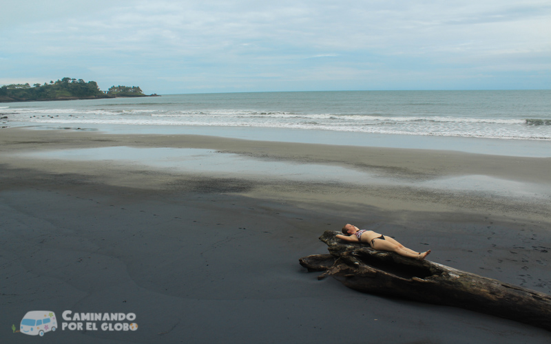 Mompiche Ecuador